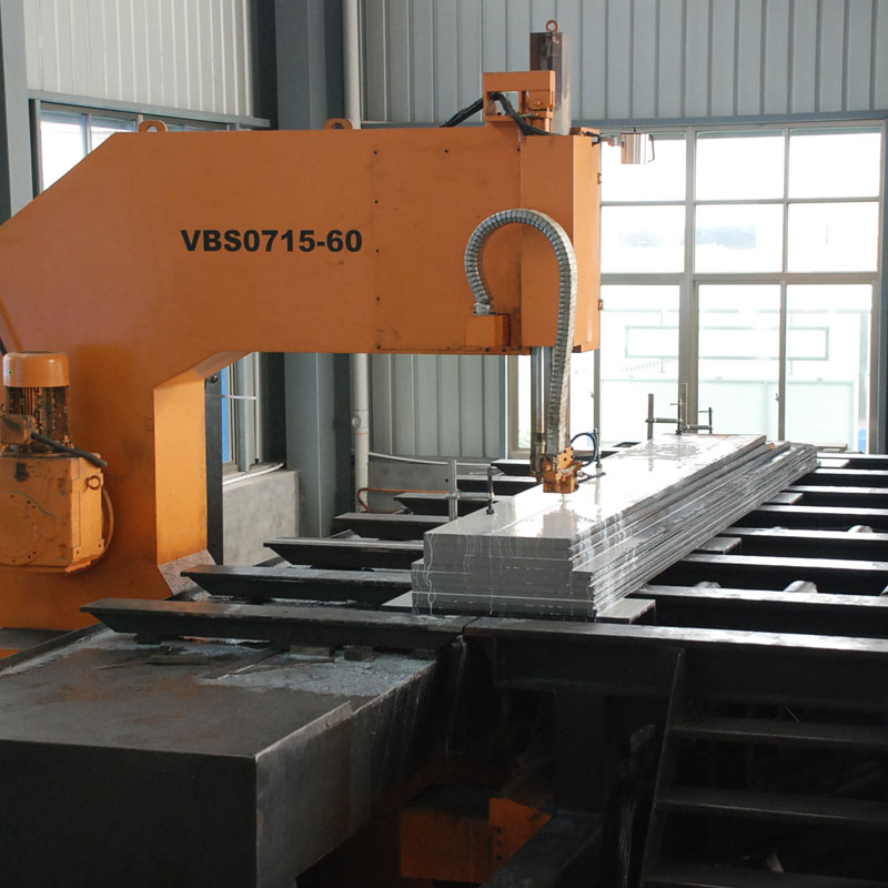 ഫോർ കോർ മോൾഡ് മെറ്റീരിയലുകൾ എങ്ങനെയാണ് പൂപ്പൽ നിർമ്മാണത്തിലെ വ്യത്യസ്ത പ്രവർത്തന സാഹചര്യങ്ങൾക്ക് കൃത്യമായ പരിഹാരങ്ങൾ നൽകുന്നത്?